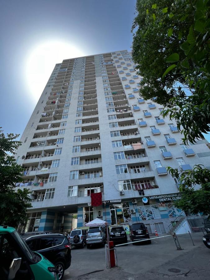 Sea Apartments Batumi Bagian luar foto